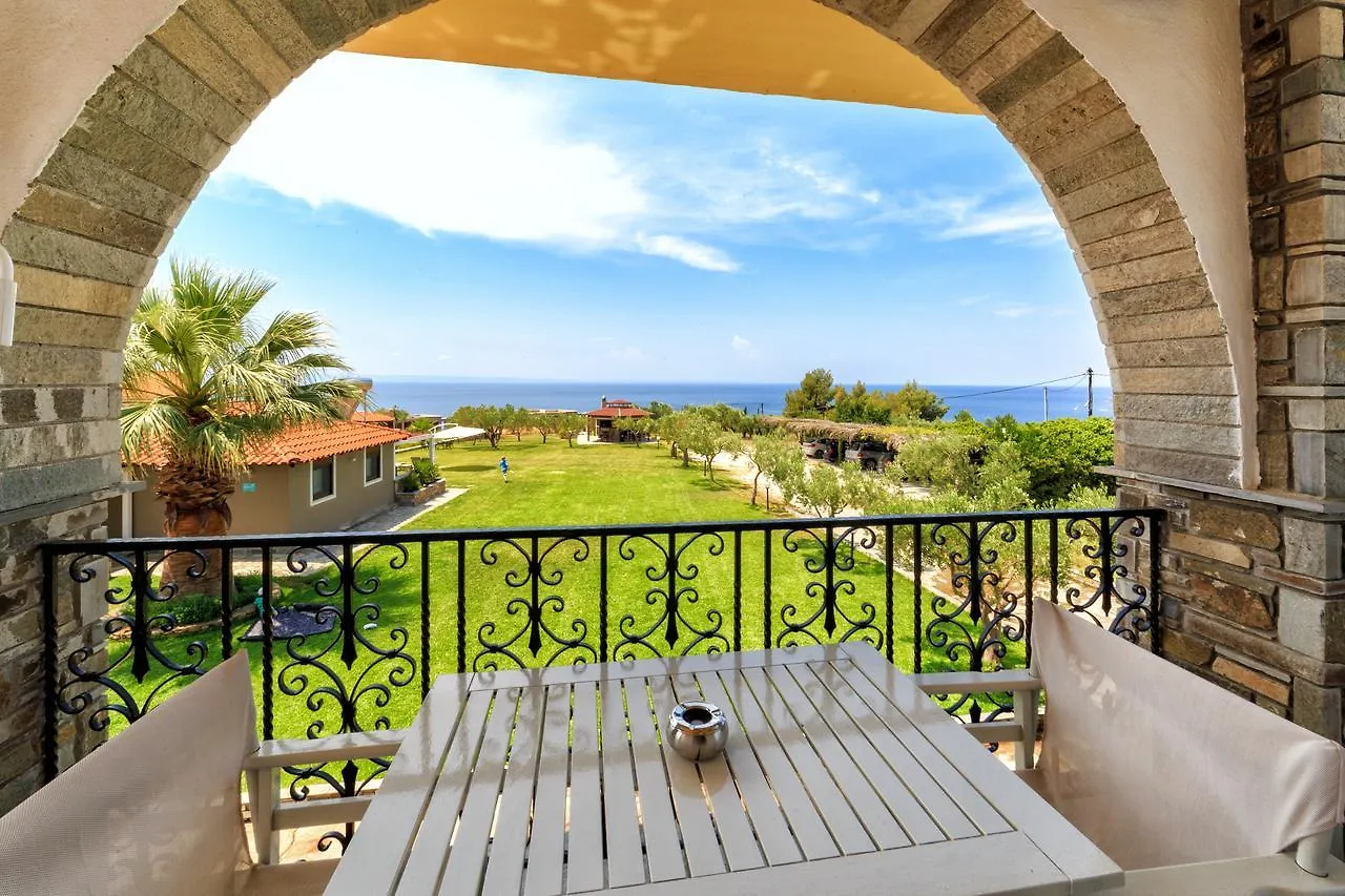 Castristudios Nikiti  Nikiti (Sithonia)