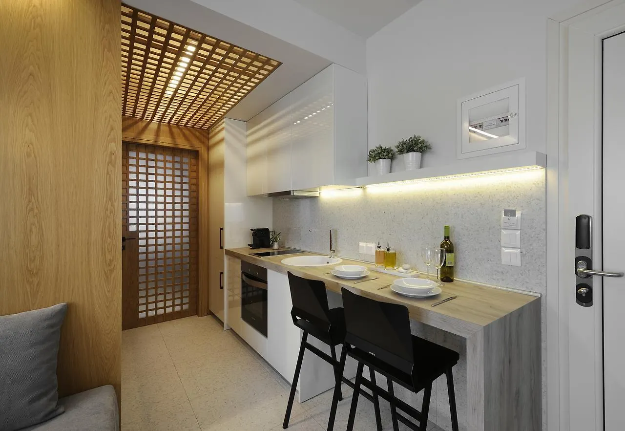 Castristudios Nikiti  0*, Nikiti (Sithonia)